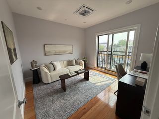 26 Pearl St 301, Framingham, MA 01702