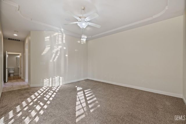 10507 Ashbourne Drive, Bakersfield, CA 93312