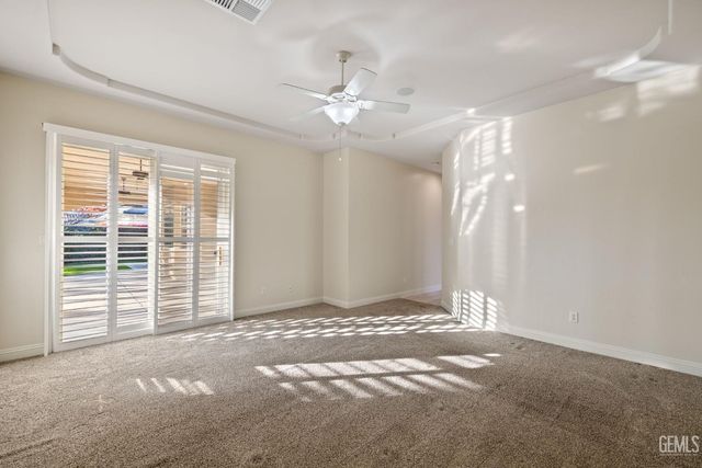 10507 Ashbourne Drive, Bakersfield, CA 93312