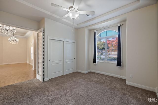 10507 Ashbourne Drive, Bakersfield, CA 93312