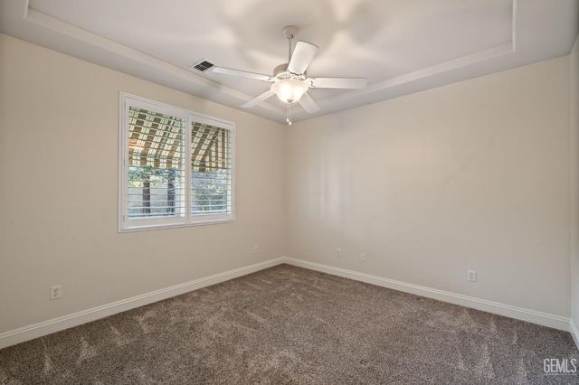 10507 Ashbourne Drive, Bakersfield, CA 93312