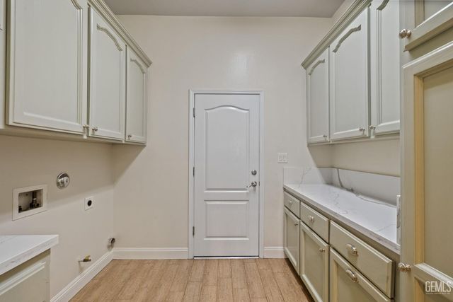 10507 Ashbourne Drive, Bakersfield, CA 93312