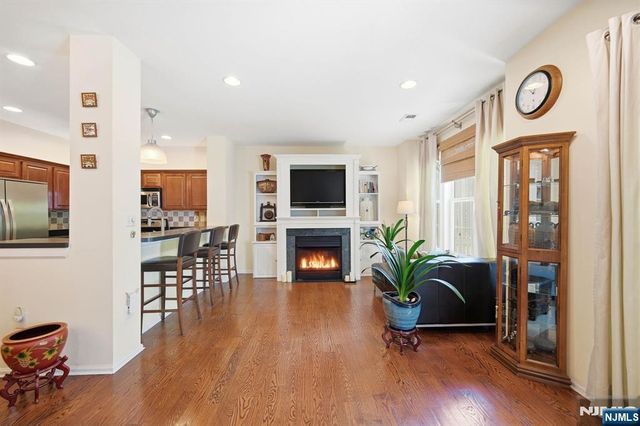 212 Riverwalk Way L127, Clifton, NJ 07014