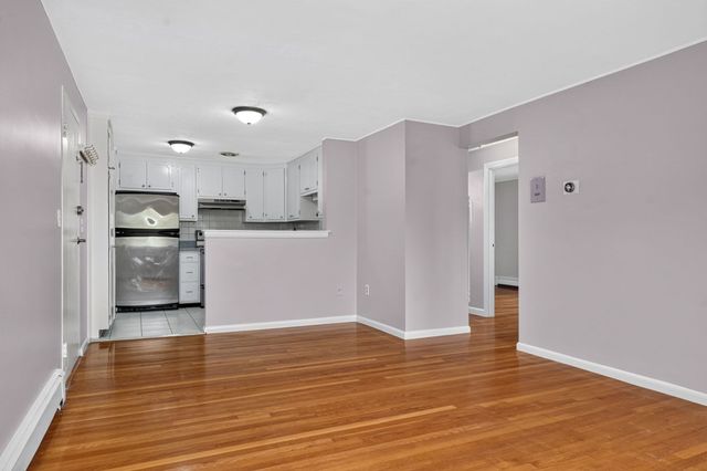 2192 Mass Ave 2-2, Cambridge, MA 02140