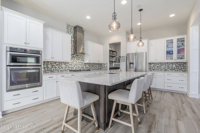 818 OUTLOOK Drive, Ponte Vedra, FL 32081