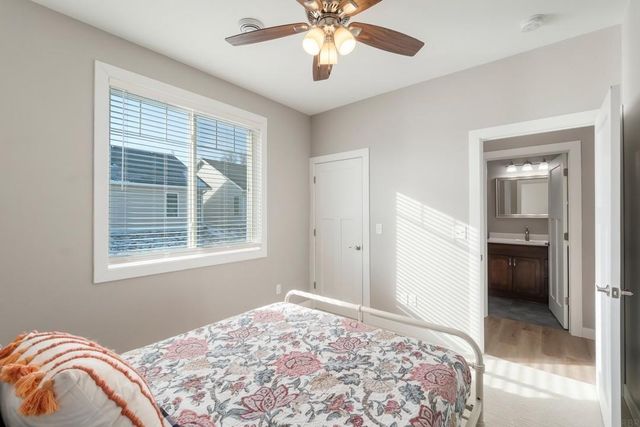 812 Parkside Lane, Charles City, IA 50616