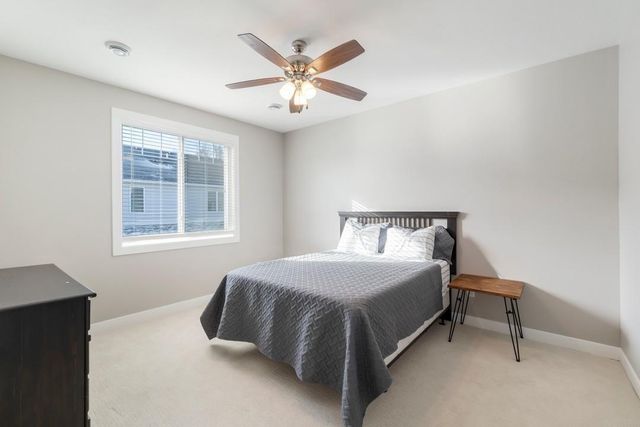 812 Parkside Lane, Charles City, IA 50616