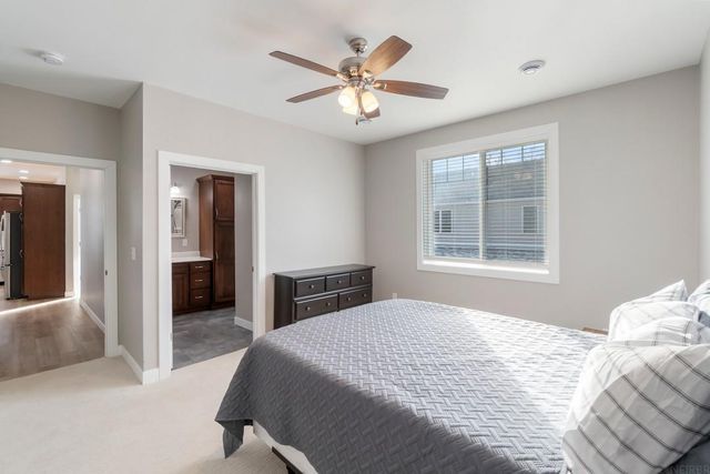 812 Parkside Lane, Charles City, IA 50616