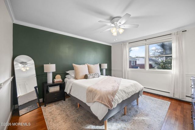 39 Manor Drive, Red Bank, NJ 07701