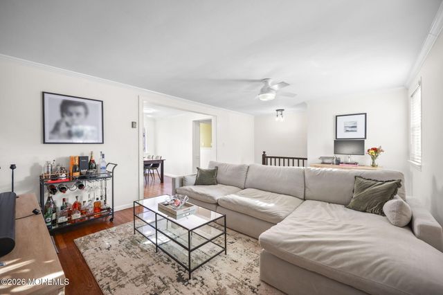 39 Manor Drive, Red Bank, NJ 07701