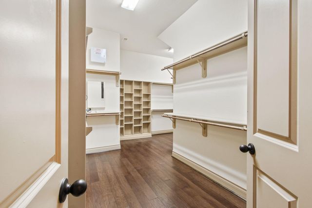 28333 Meadow Falls, Magnolia, TX 77355