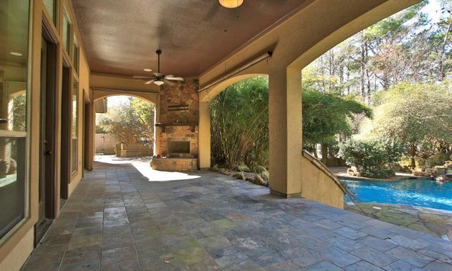 28333 Meadow Falls, Magnolia, TX 77355