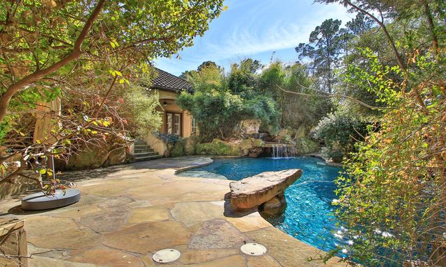 28333 Meadow Falls, Magnolia, TX 77355