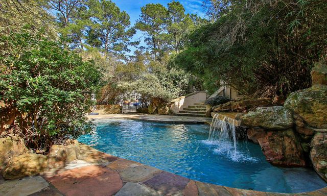 28333 Meadow Falls, Magnolia, TX 77355