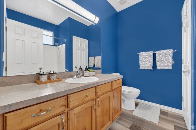 1728 DALLAS ST, Syracuse, UT 84075