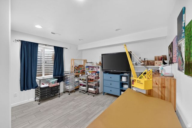 1728 DALLAS ST, Syracuse, UT 84075