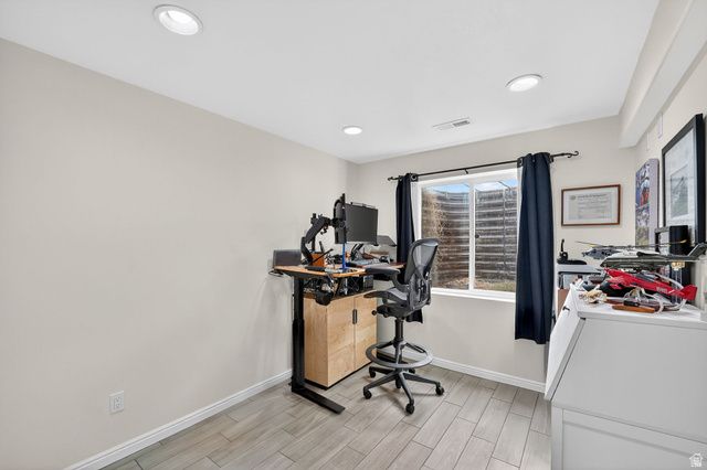 1728 DALLAS ST, Syracuse, UT 84075