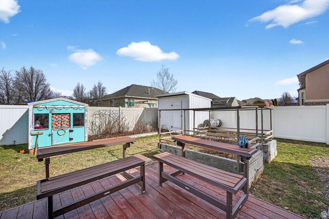 1728 DALLAS ST, Syracuse, UT 84075