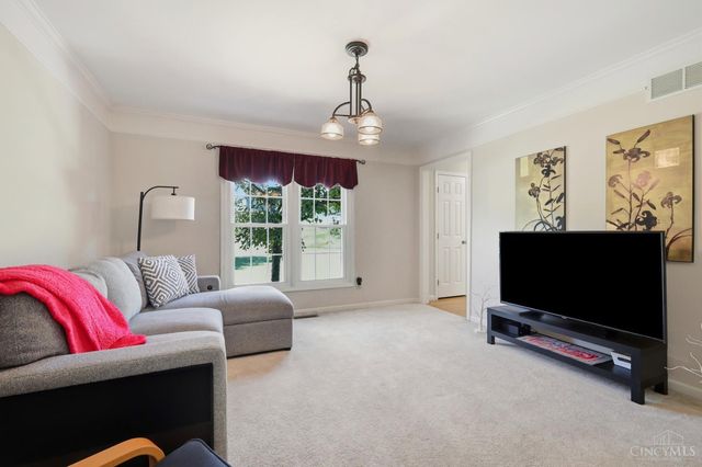 9581 Semaphore Court, West Chester, OH 45069