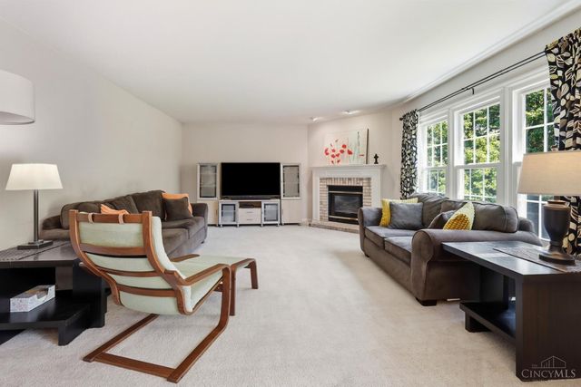 9581 Semaphore Court, West Chester, OH 45069