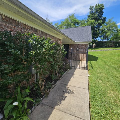 2360 Highway 31 W Apt 208, White House, TN 37188