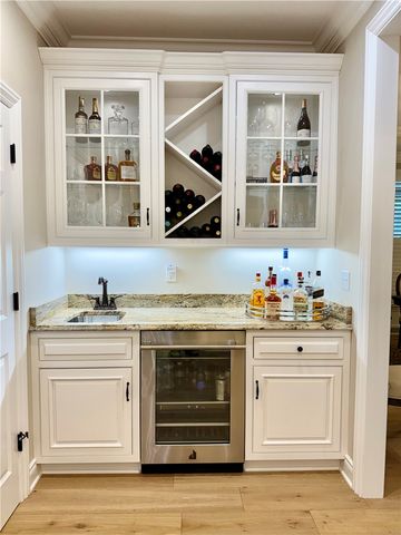 912 Champlain Pl, Adams Twp, PA 15044