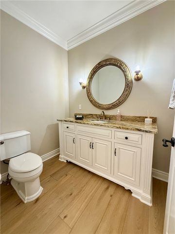 912 Champlain Pl, Adams Twp, PA 15044