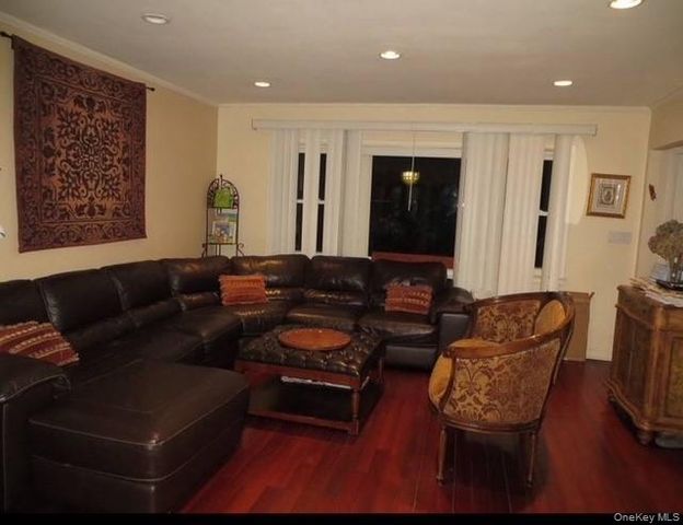 166-12 Union Turnpike, Fresh Meadows, NY 11366