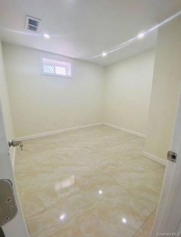 166-12 Union Turnpike, Fresh Meadows, NY 11366