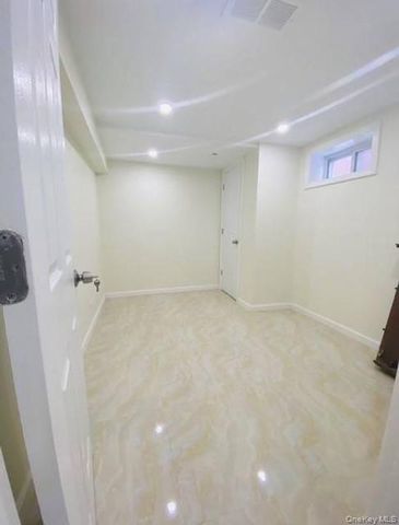 166-12 Union Turnpike, Fresh Meadows, NY 11366