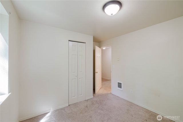 7201 9th Court SE, Lacey, WA 98503