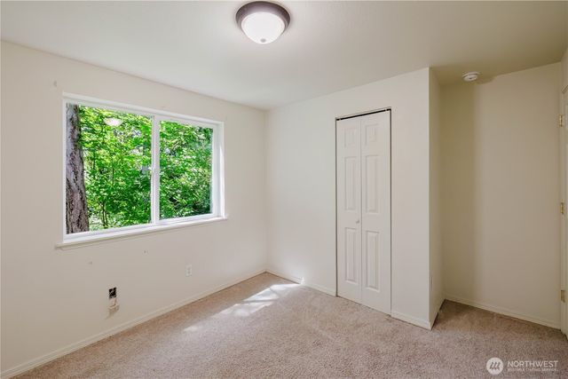 7201 9th Court SE, Lacey, WA 98503