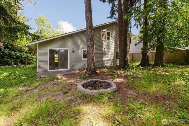 7201 9th Court SE, Lacey, WA 98503