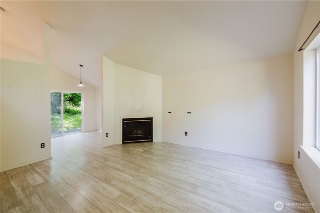 7201 9th Court SE, Lacey, WA 98503