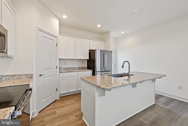 280 PATTERSON DR, Stewartstown, PA 17363