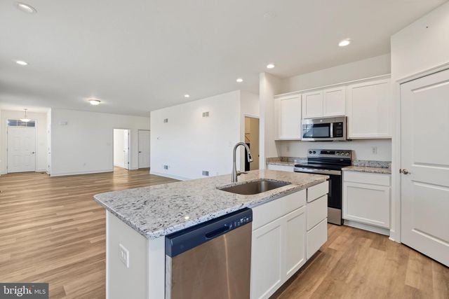280 PATTERSON DR, Stewartstown, PA 17363
