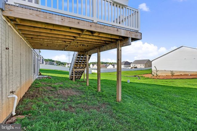 280 PATTERSON DR, Stewartstown, PA 17363
