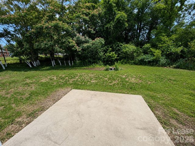 1144 Thayer Glen Court, Charlotte, NC 28213