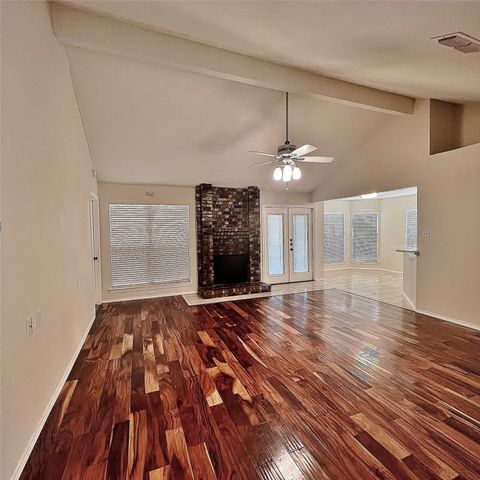 4808 Waxwing Drive, Arlington, TX 76018