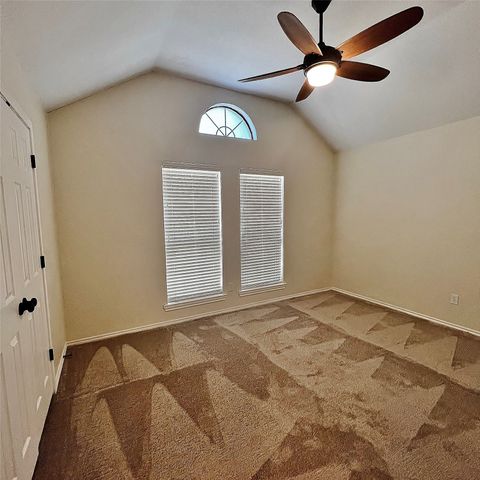 4808 Waxwing Drive, Arlington, TX 76018