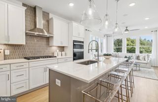 2061 HENSON NORRIS ST, Rockville, MD 20850