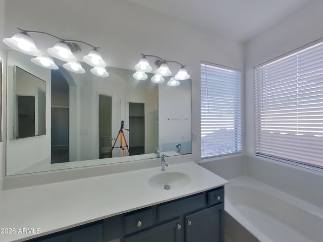 2836 S 66TH Avenue, Phoenix, AZ 85043