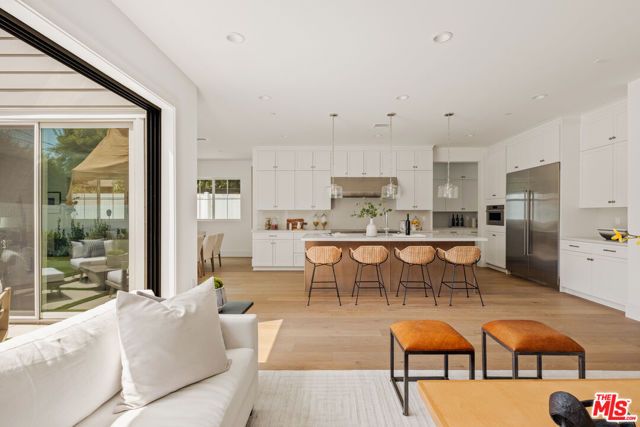 2803 Cardiff Avenue, Los Angeles, CA 90034