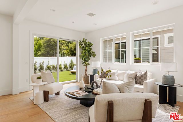 2803 Cardiff Avenue, Los Angeles, CA 90034
