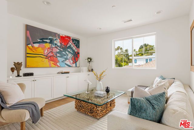 2803 Cardiff Avenue, Los Angeles, CA 90034