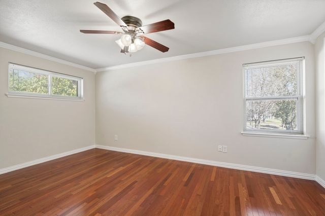 521 Cap Rock Drive, Richardson, TX 75080