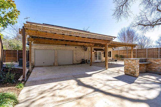521 Cap Rock Drive, Richardson, TX 75080