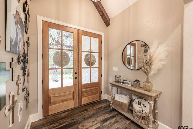 18348 N Lakeview Drive, Troup, TX 75789