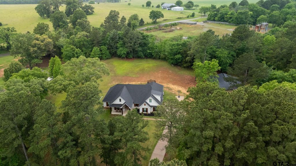 18348 N Lakeview Drive, Troup, TX 75789