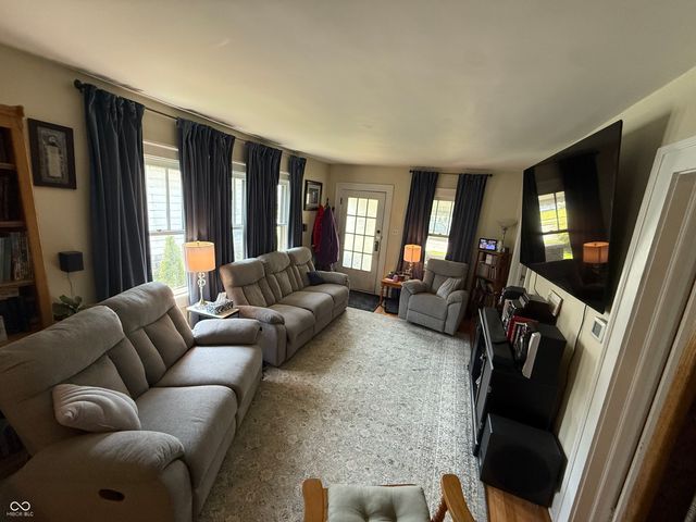 2515 S New Jersey Street, Indianapolis, IN 46225